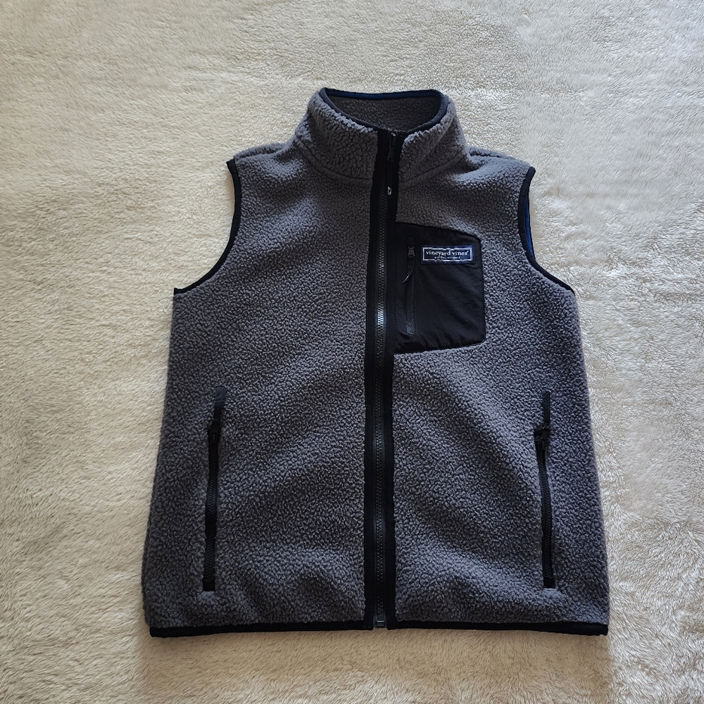 Vineyard Vines Sherpa SuperShep Vest, Boys' Size Medium (12/14), EUC - Nocturnal